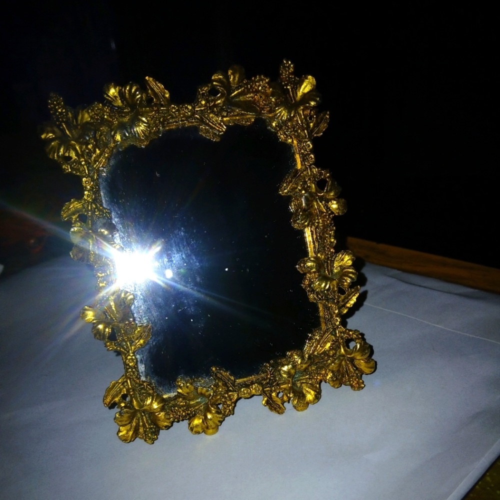 Antique Ornate Gold Decorative Mirror. Very Beautiful